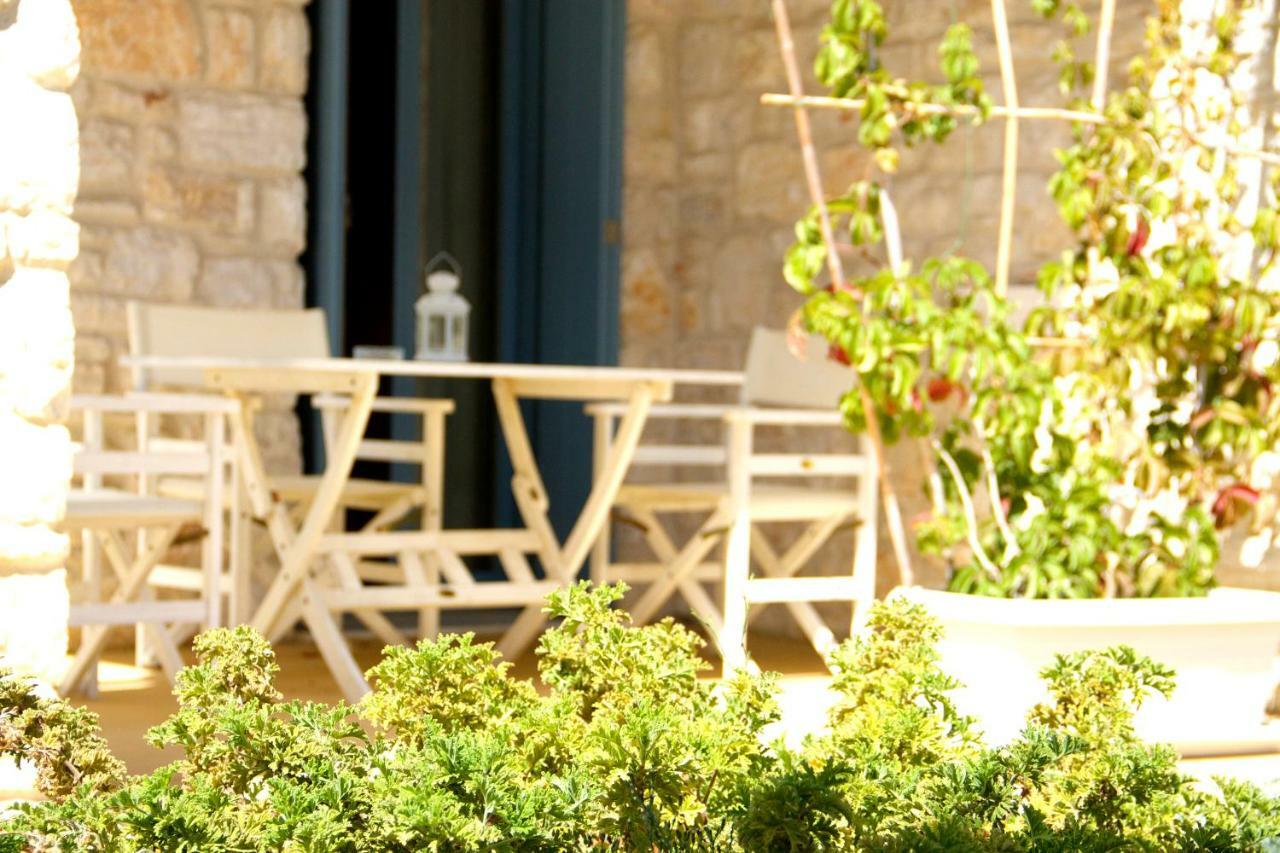 Nomads House Aparthotel Λογαράς Εξωτερικό φωτογραφία
