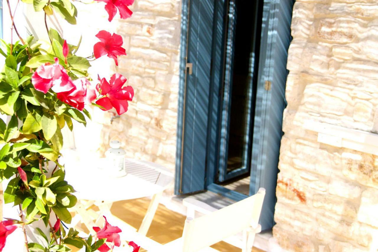 Nomads House Aparthotel Λογαράς Εξωτερικό φωτογραφία
